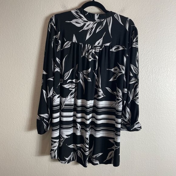 Cocomo Woman Plus 3X Tunic Top Roll Tab Sleeve Leaf Print Blouse Stretch Shirt - Picture 8 of 8